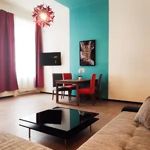  Apartment Highlight Schönbrunn